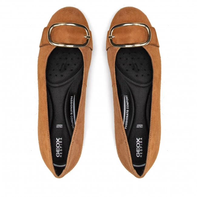 Chaussures Basses GEOX - D Eleana J D26TWJ 00021 C6001 Cognac Marron – Image 5